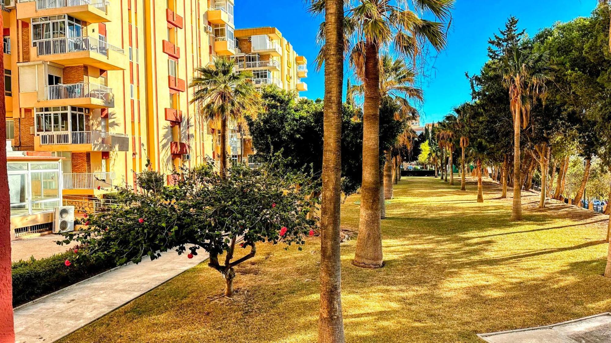 Estudio Francisco Agata Benalmádena Buitenkant foto
